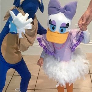 Daisy Duck hat. Missing eyes Hat ONLY